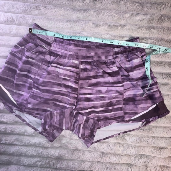Lululemon Hotty Hot Shorts Purple Running Women's 10 Tall Athletic Gym Lounge‎ - Picture 5 of 10